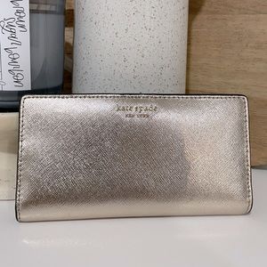 Kate Spade Large Slim Bifold Wallet NWT